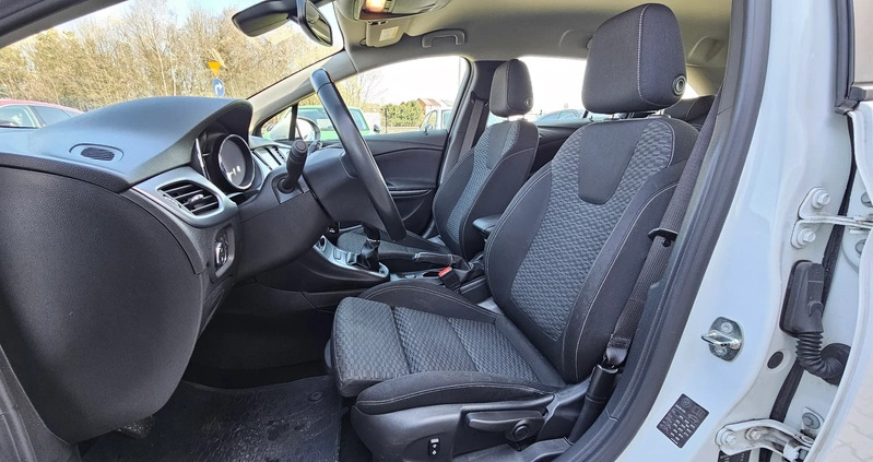 Opel Astra cena 46500 przebieg: 208500, rok produkcji 2017 z Brzeziny małe 211
